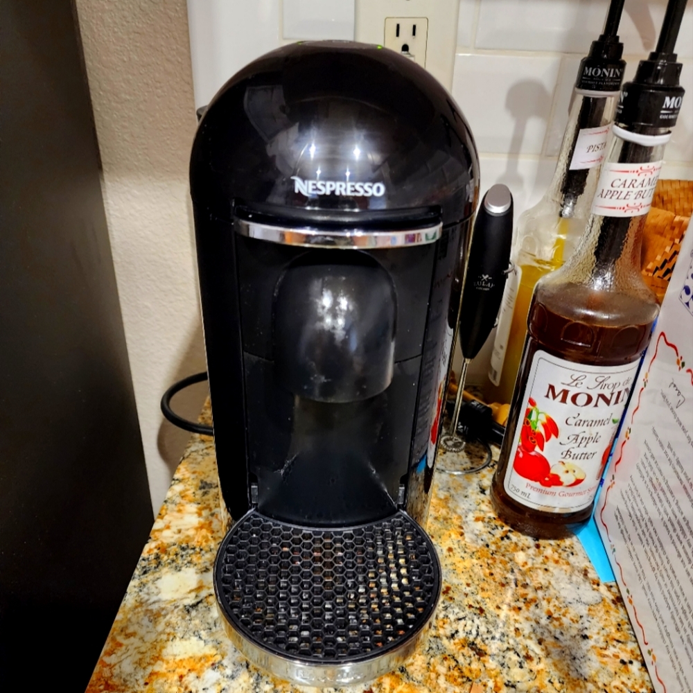 Nespresso Vertuo machine & pods